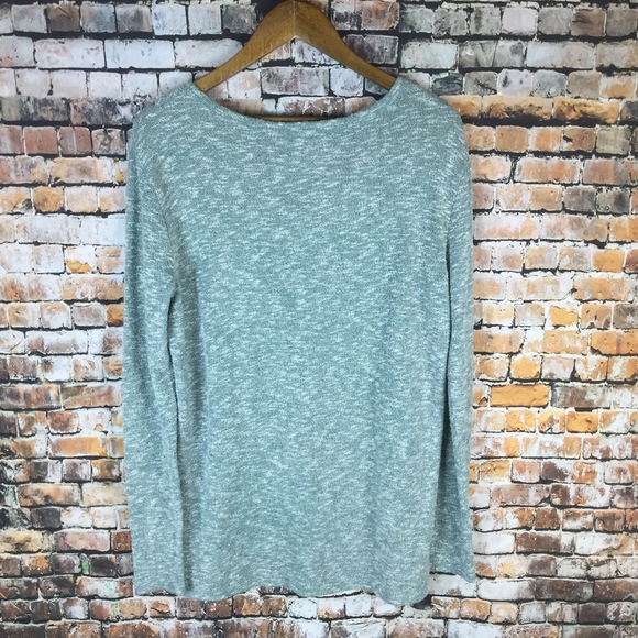 Abercrombie & Fitch LS Top - Picture 2 of 4